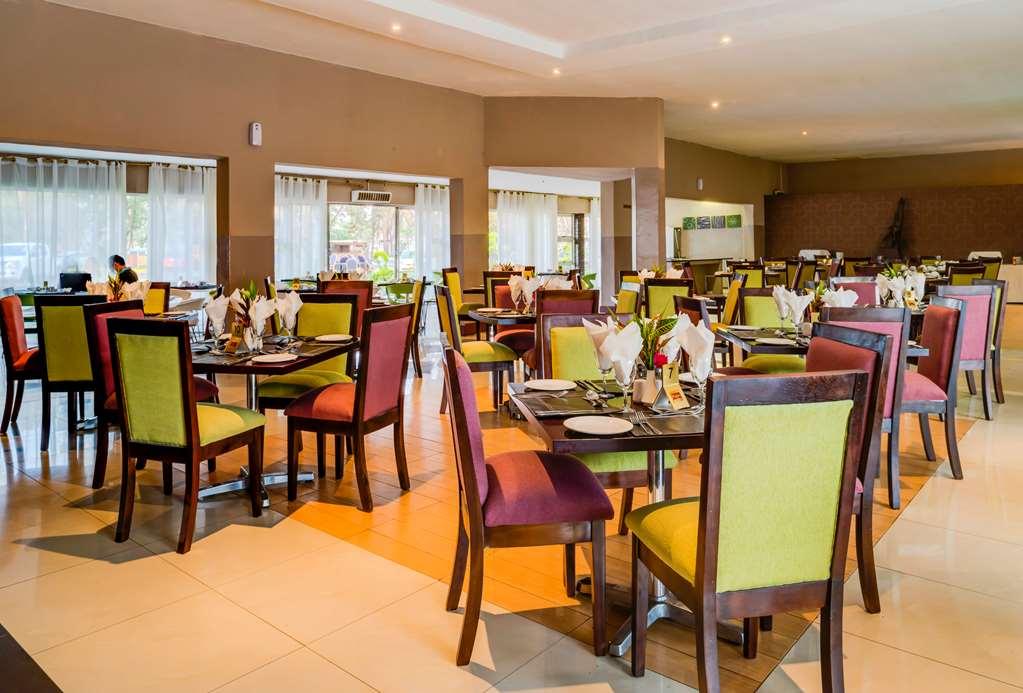 Kadoma Hotel & Conference Centre Удобства фото